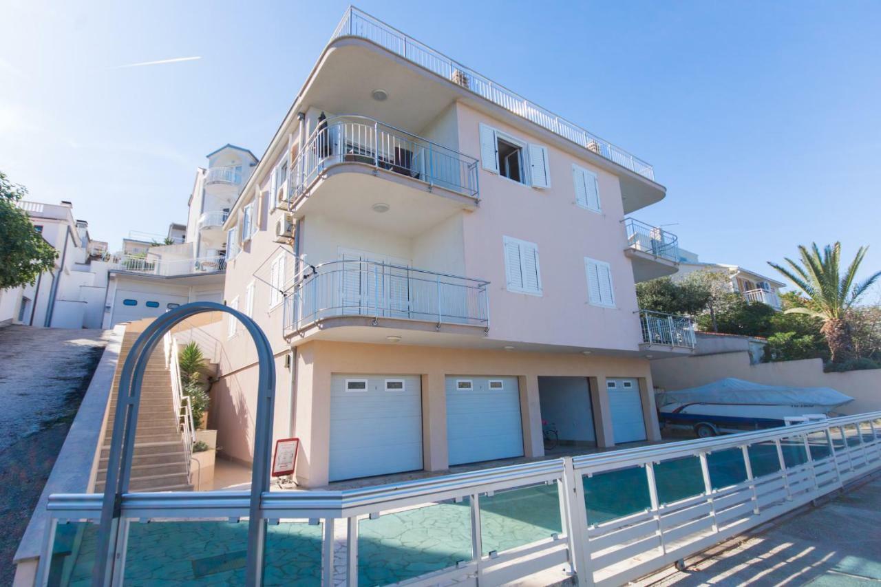 Luxury Apartment L&A Trogir Luaran gambar